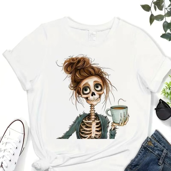 NWOT Skull Girl Tee - Picture 2 of 2